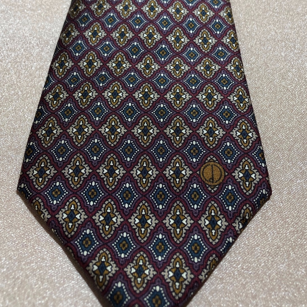 Exquisite Dunhill necktie, Made in Italy
